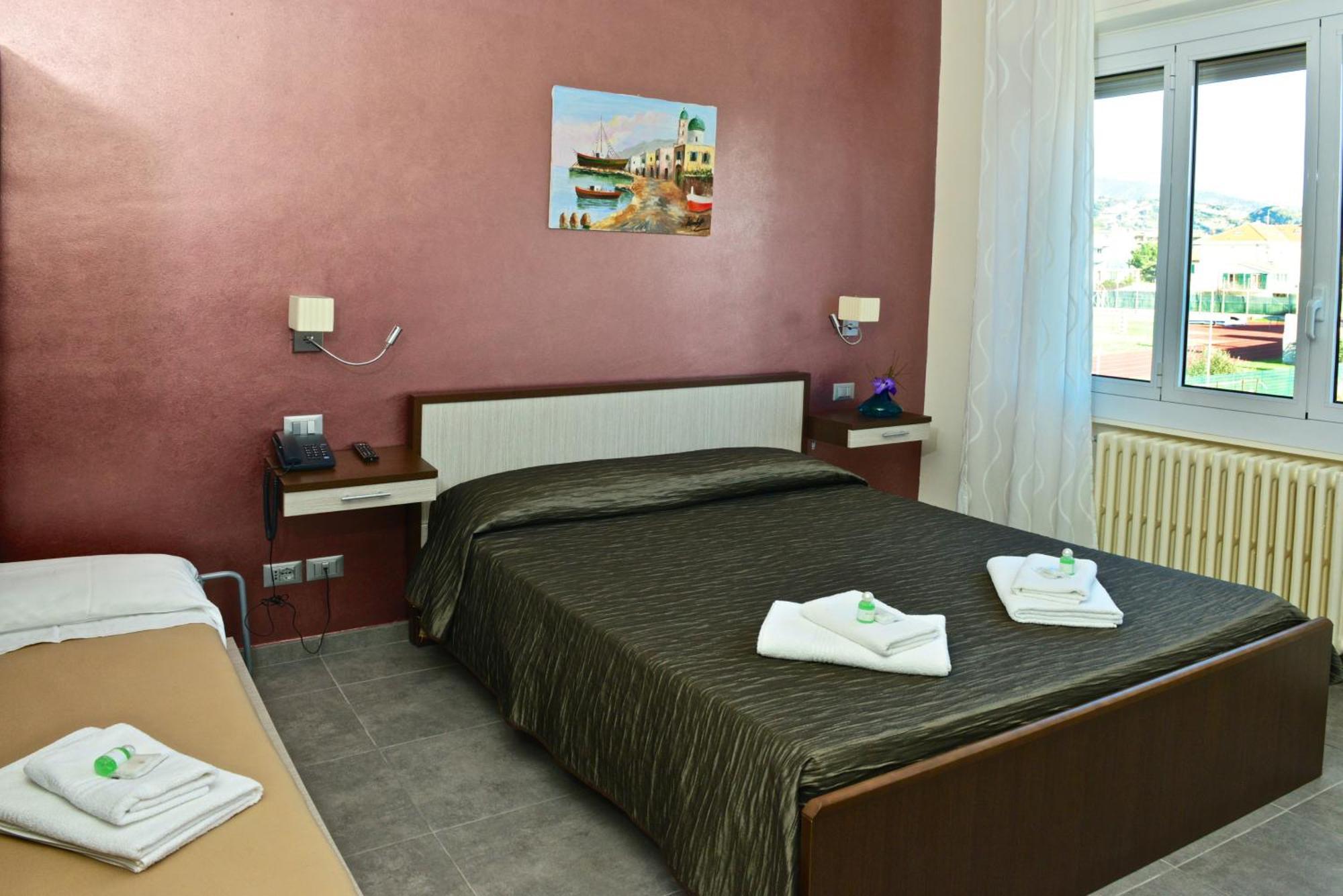 Villa Le Logge Ventimiglia Szoba fotó
