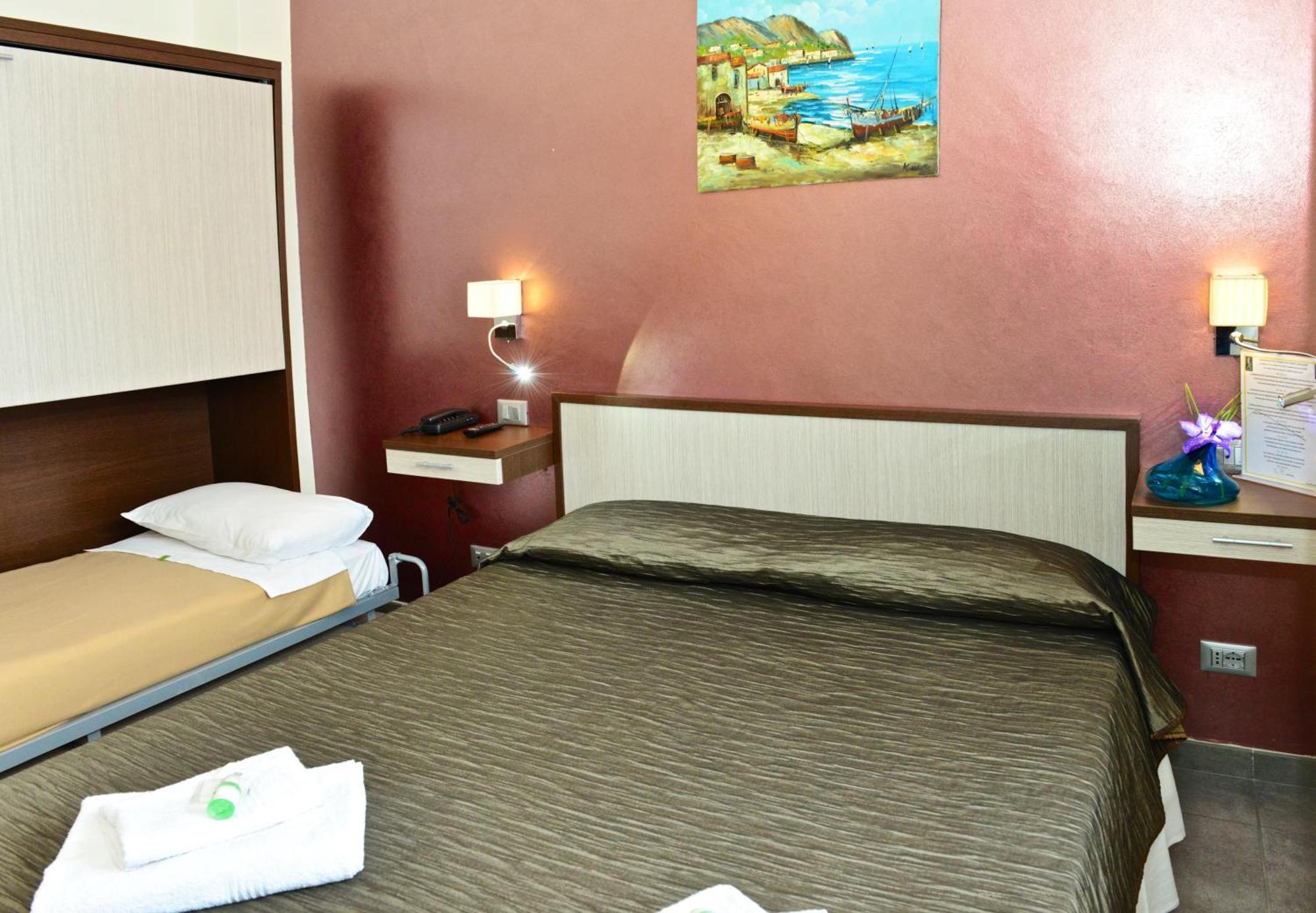 Villa Le Logge Ventimiglia Szoba fotó